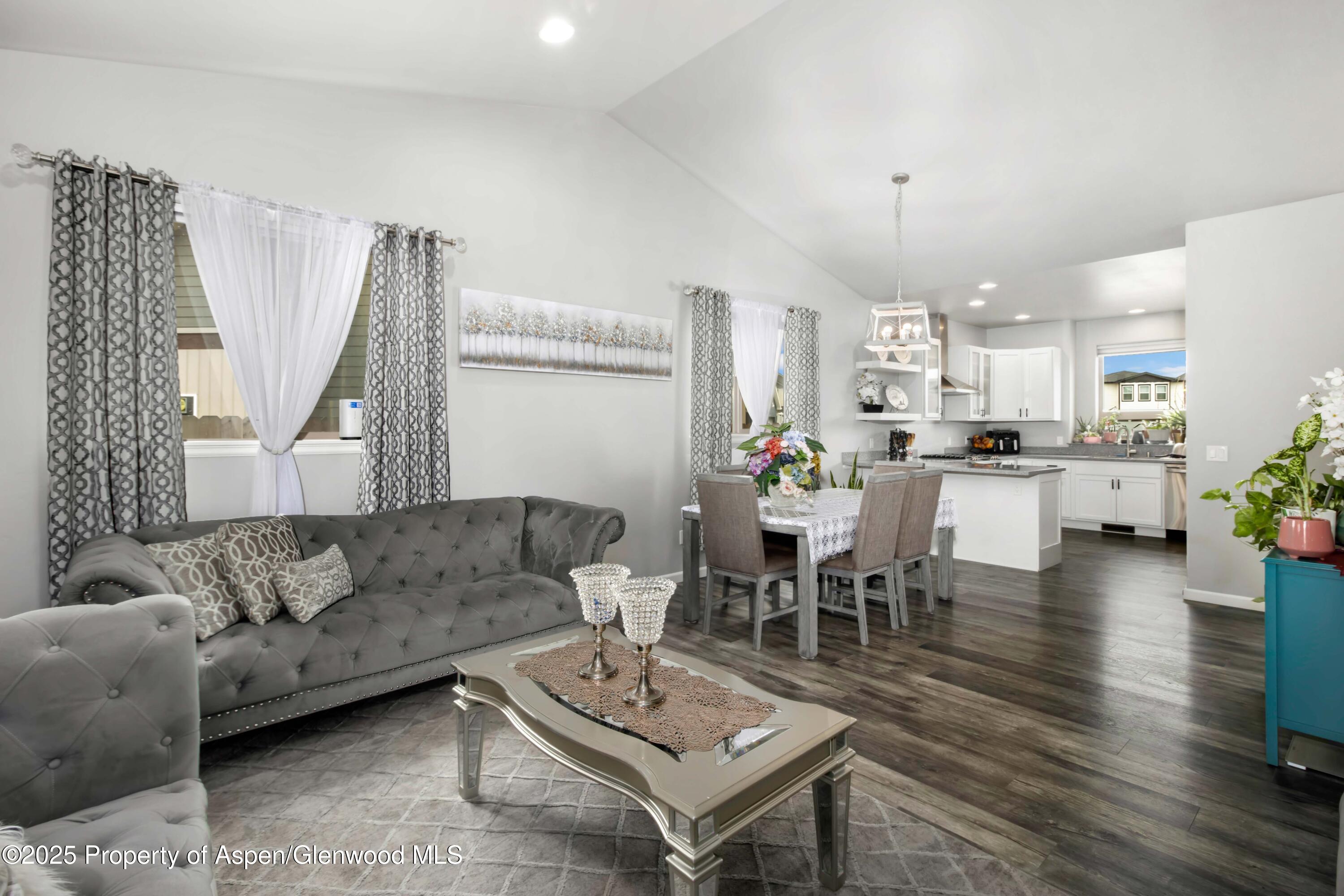 1667 Balsam Loop Rifle, CO 81650 - Photo 6 of 19 Living Room