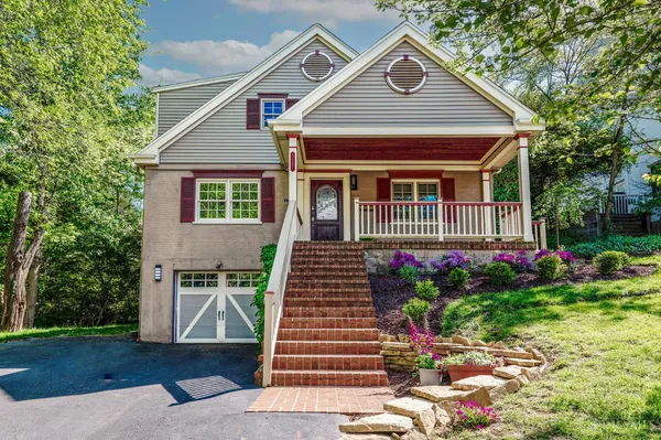 $765,000 | 3507 Aultwoods Lane, Cincinnati, OH 45208