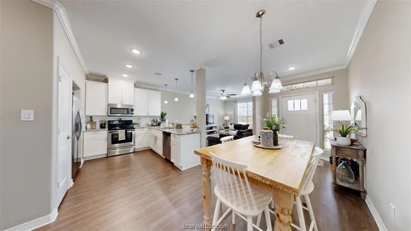 $1,975 | 2143 Big River Street, College Station, TX 77840