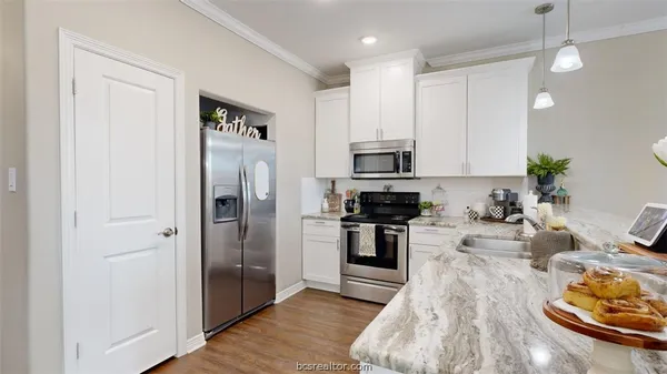 $1,975 | 2143 Big River Street, College Station, TX 77840