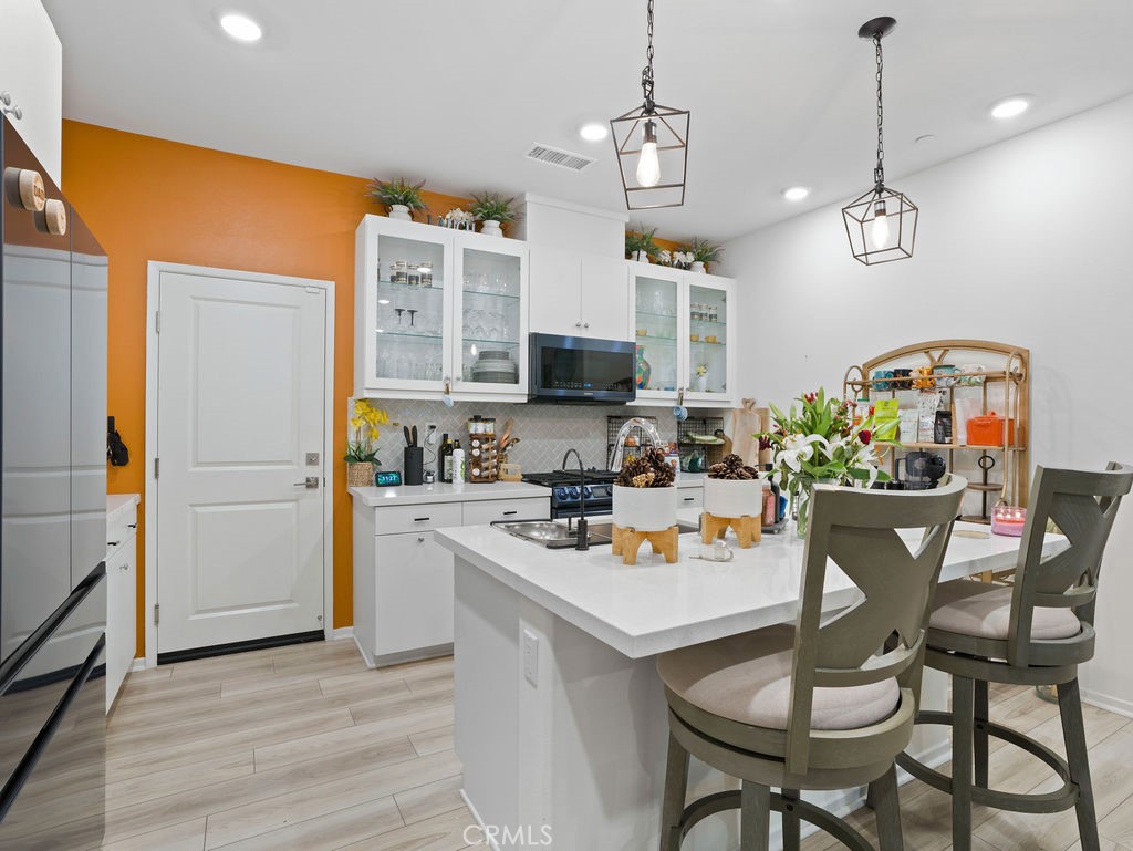 5628 Kate Way, Unit 4 Fontana, CA 92336 - Photo 2 of 36