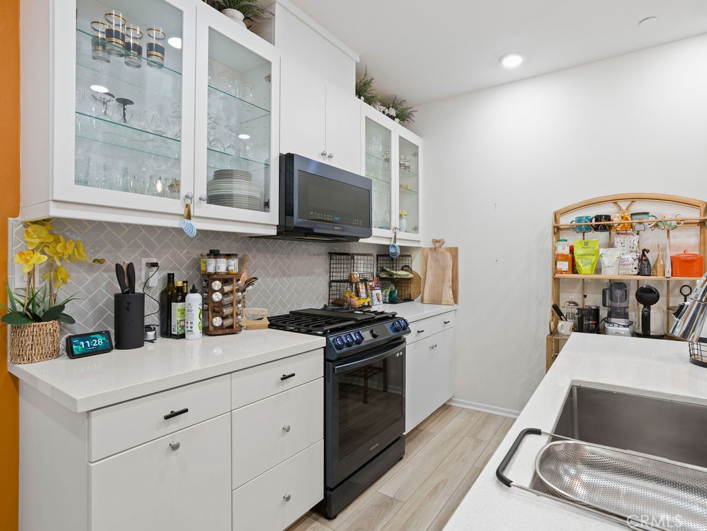 5628 Kate Way, Unit 4 Fontana, CA 92336 - Photo 4 of 36