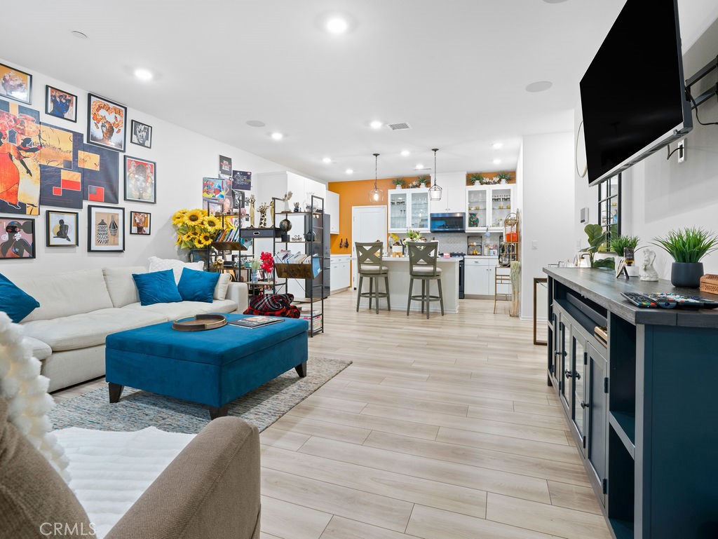 5628 Kate Way, Unit 4 Fontana, CA 92336 - Photo 6 of 36