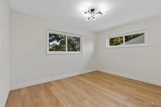 $294,900 | 502 Nannette Drive, St. Louis, MO 63125