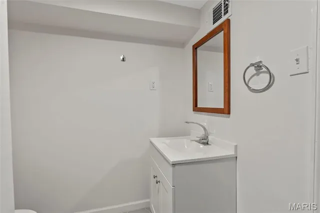 $294,900 | 502 Nannette Drive, St. Louis, MO 63125