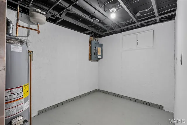 $294,900 | 502 Nannette Drive, St. Louis, MO 63125