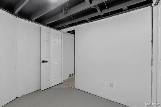 $294,900 | 502 Nannette Drive, St. Louis, MO 63125