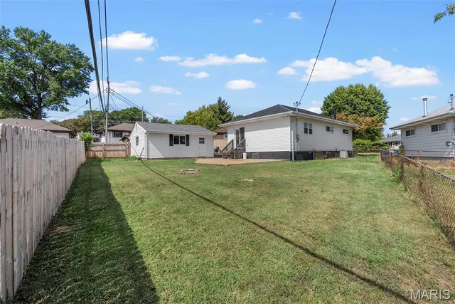 $294,900 | 502 Nannette Drive, St. Louis, MO 63125