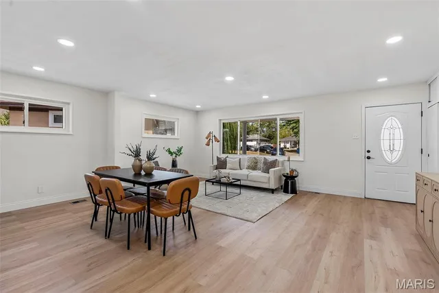 $294,900 | 502 Nannette Drive, St. Louis, MO 63125