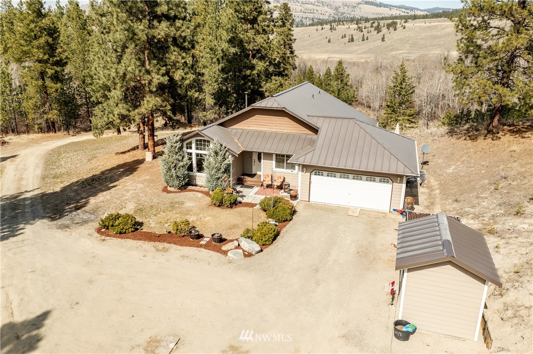176 Aeneas Valley Road Tonasket, WA 98855 - Photo 3 of 30 Gallery Image 3