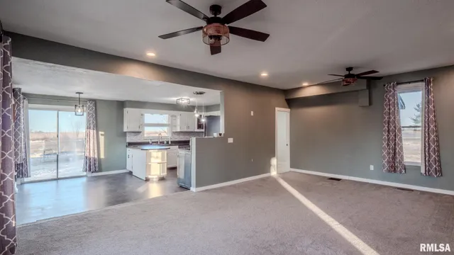 $270,000 | 281 North Avenue, Plainville, IL 62365