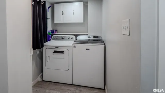 $270,000 | 281 North Avenue, Plainville, IL 62365