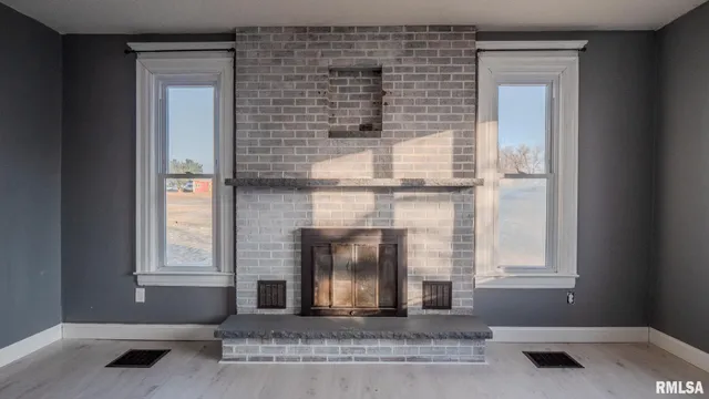 $270,000 | 281 North Avenue, Plainville, IL 62365