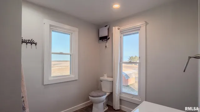 $270,000 | 281 North Avenue, Plainville, IL 62365