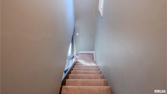 $270,000 | 281 North Avenue, Plainville, IL 62365