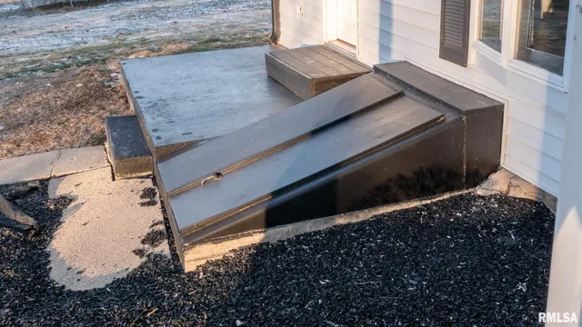 $270,000 | 281 North Avenue, Plainville, IL 62365