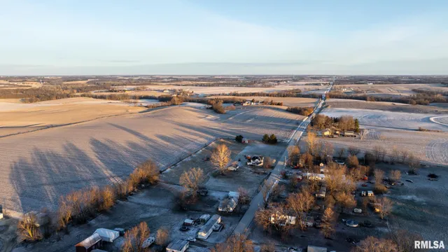 $270,000 | 281 North Avenue, Plainville, IL 62365