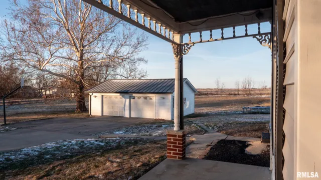 $270,000 | 281 North Avenue, Plainville, IL 62365