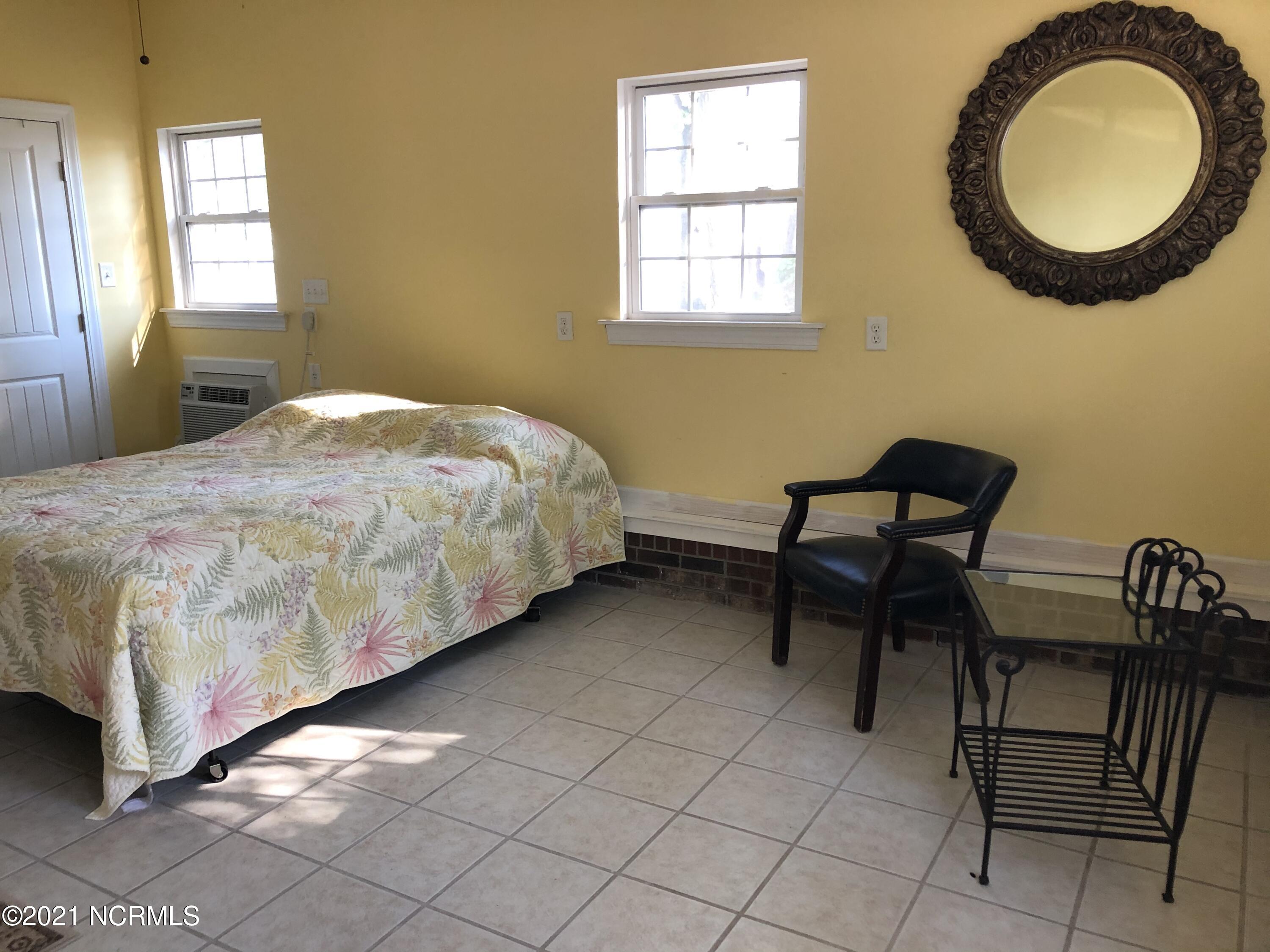 946 West Island View Road Bath, NC 27808 - Photo 54 of 59 Guest House BR