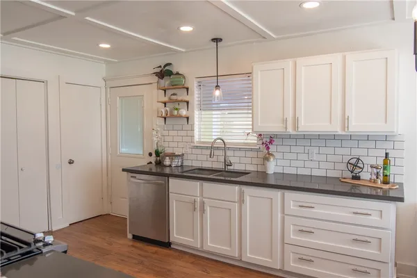 $1,900 | 3213 Heatherwood Drive, Bryan, TX 77801
