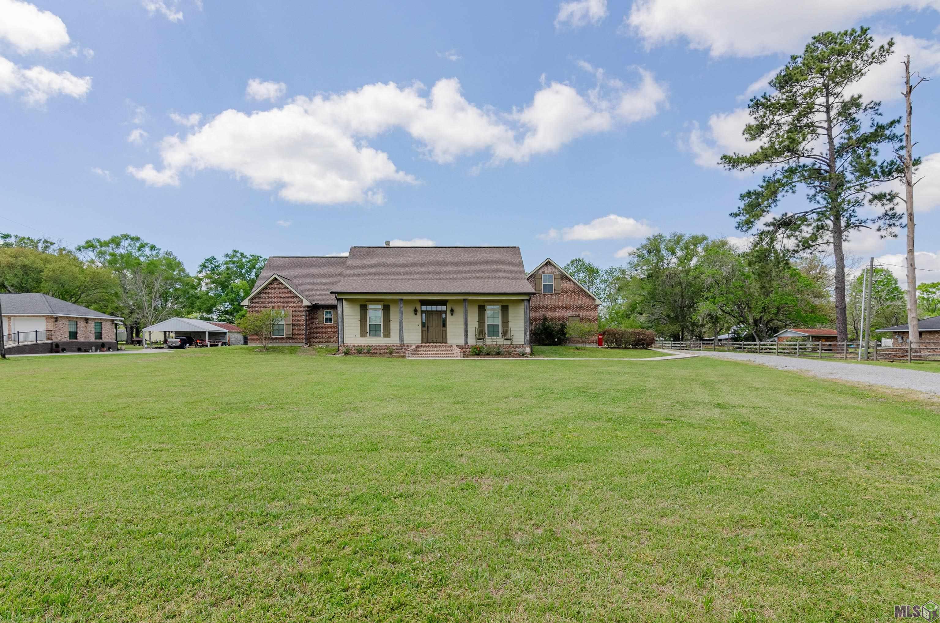 9179 Brittany Road Sorrento, LA 70778 - Photo 2 of 29