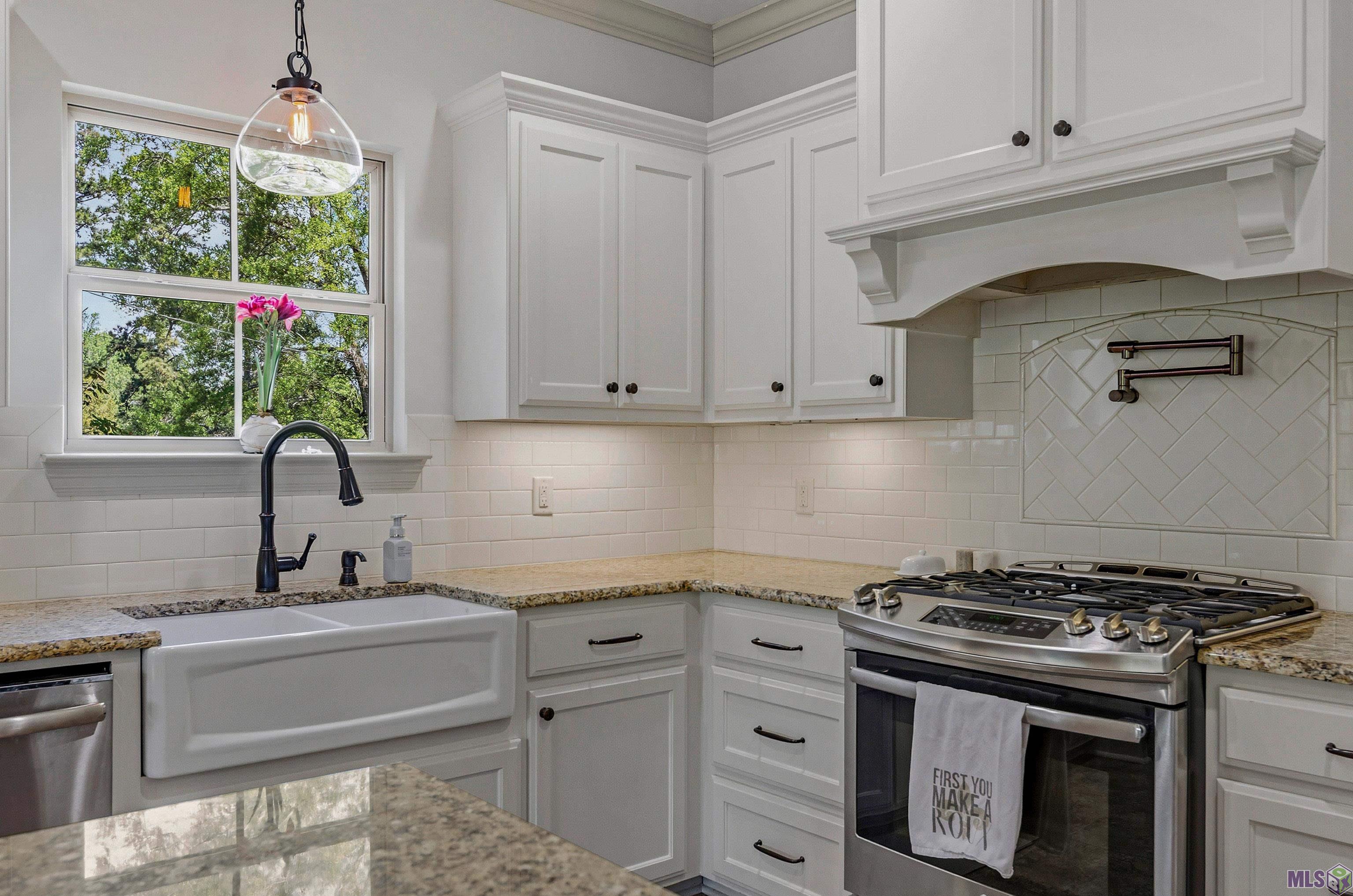 9179 Brittany Road Sorrento, LA 70778 - Photo 8 of 29