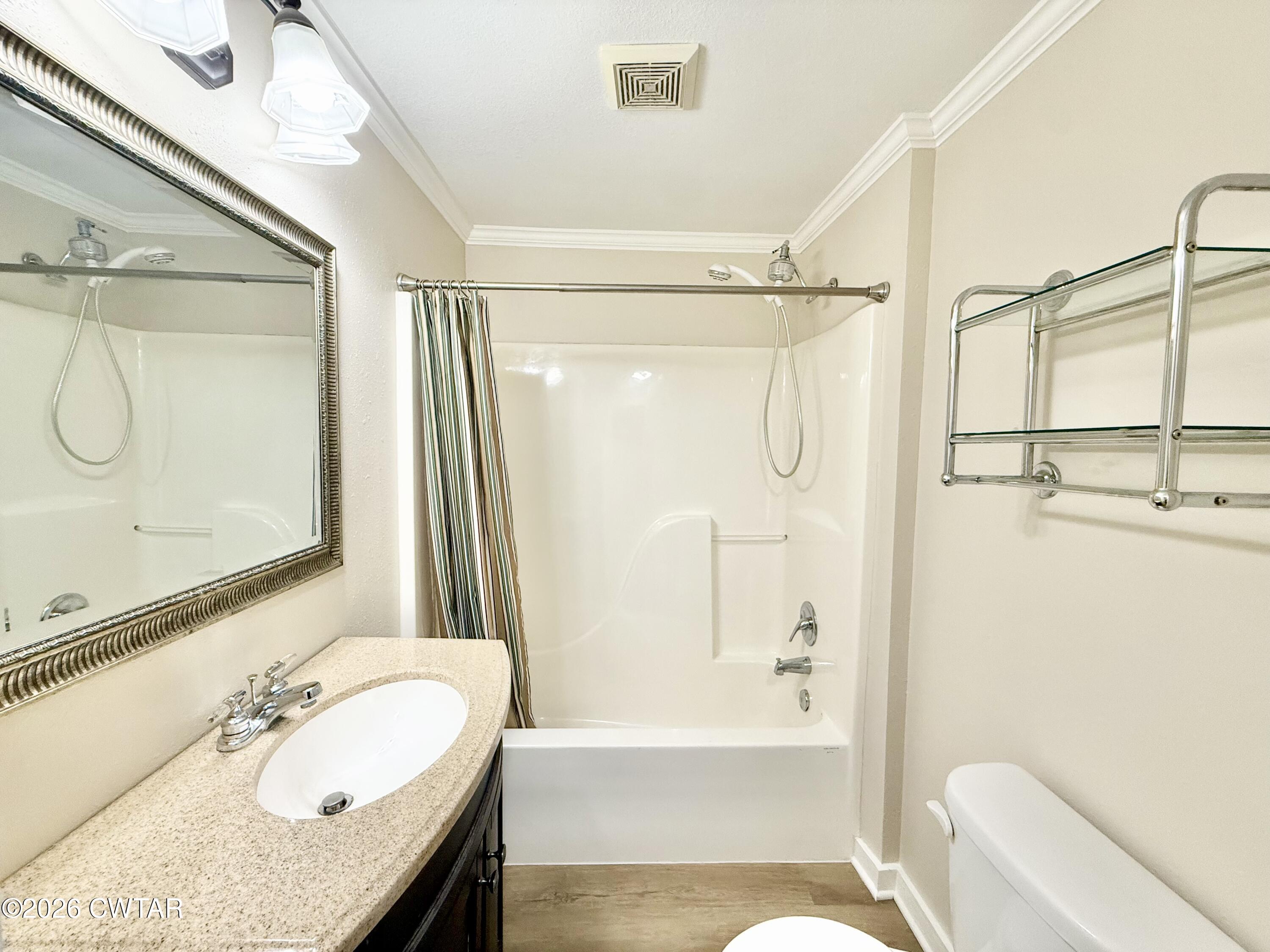 246 Thomas Street Dyer, TN 38330 - Photo 45 of 63 Hall Bath