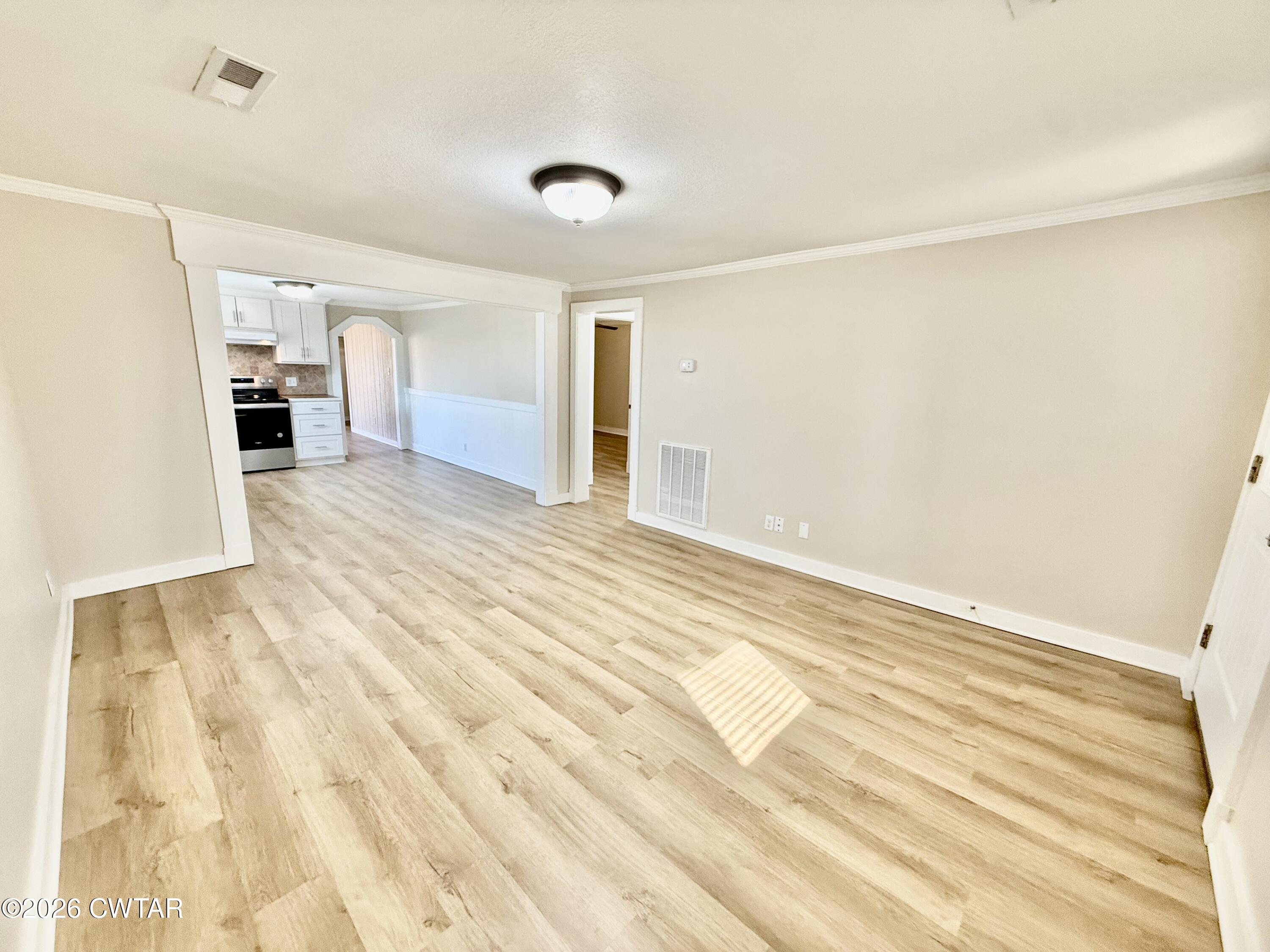 246 Thomas Street Dyer, TN 38330 - Photo 8 of 63 Great Rm