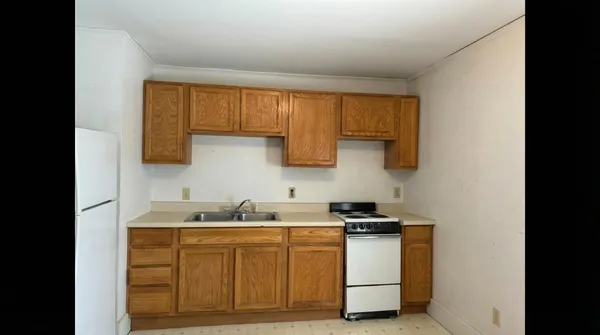 $125,000 | 92 South Street, Calais, ME 04619