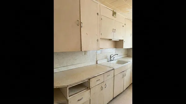 $125,000 | 92 South Street, Calais, ME 04619