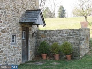 856 Nantmeal Road Elverson, PA 19520 - Photo 6 of 6 Gallery Image 6