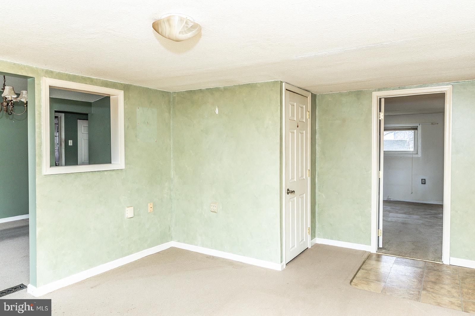 516 Estate Road Maple Shade, NJ 08052 - Photo 12 of 24