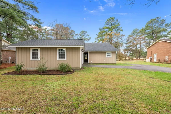 $314,900 | 707 Plantation Drive, New Bern, NC 28562