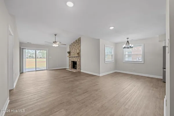 $299,900 | 707 Plantation Drive, New Bern, NC 28562