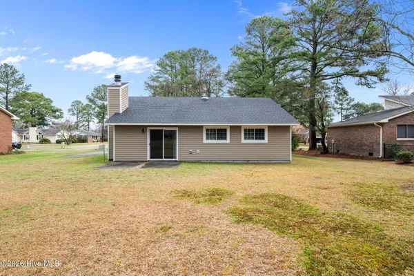 $299,900 | 707 Plantation Drive, New Bern, NC 28562