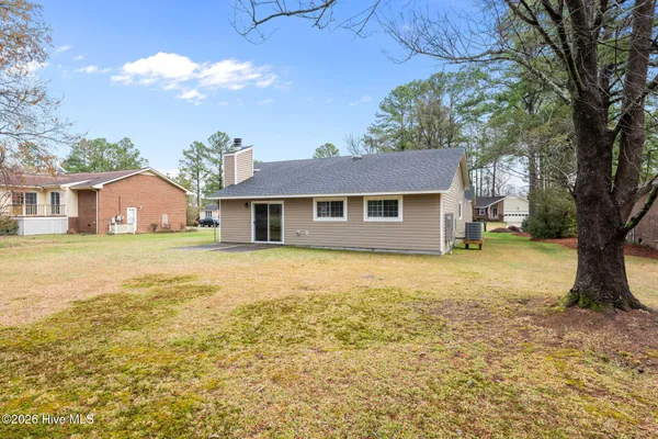 $299,900 | 707 Plantation Drive, New Bern, NC 28562