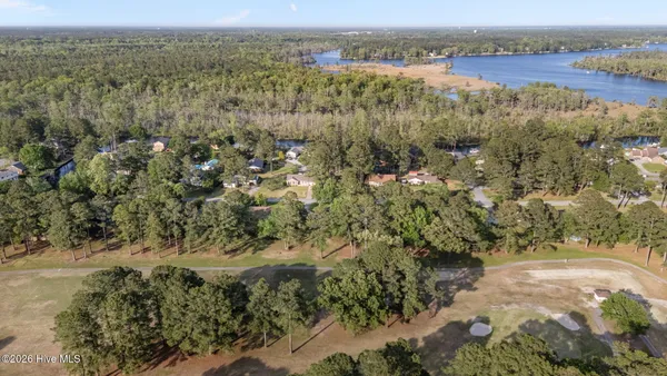 $299,900 | 707 Plantation Drive, New Bern, NC 28562