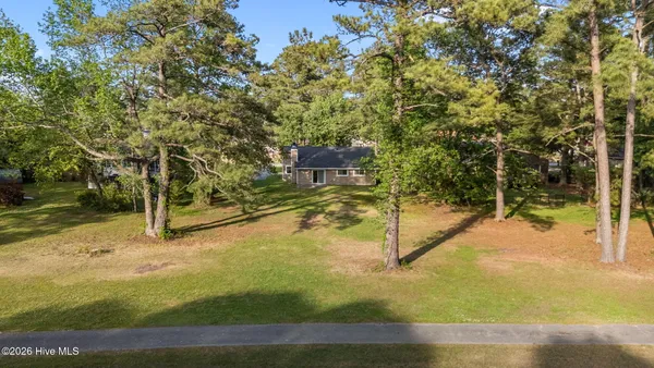 $299,900 | 707 Plantation Drive, New Bern, NC 28562