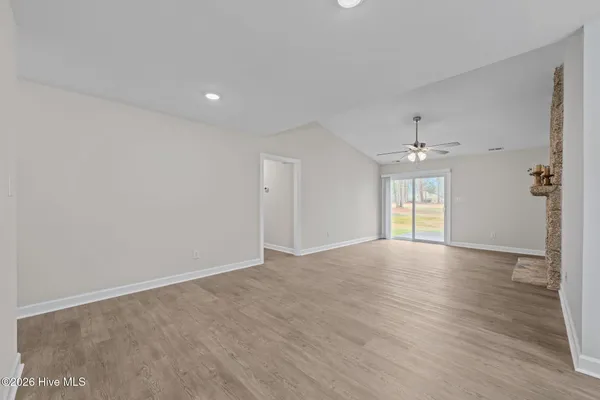 $299,900 | 707 Plantation Drive, New Bern, NC 28562