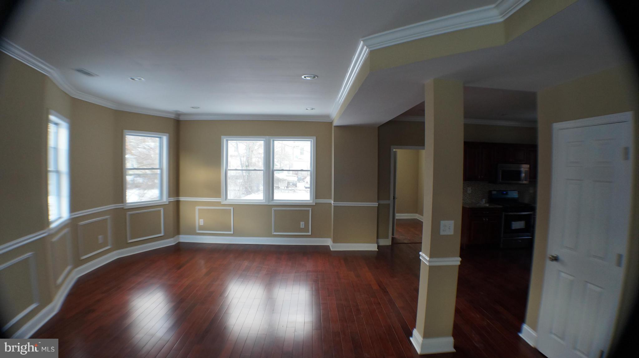 3804 Barrington Road Baltimore, MD 21215 - Photo 14 of 22 Dining Room