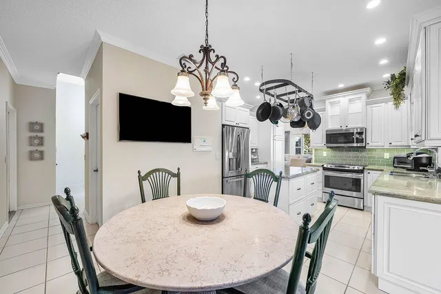 $1,100,000 | 7155 Via Palomar, Boca Raton, FL 33433