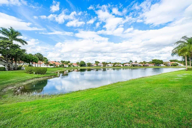 $1,100,000 | 7155 Via Palomar, Boca Raton, FL 33433