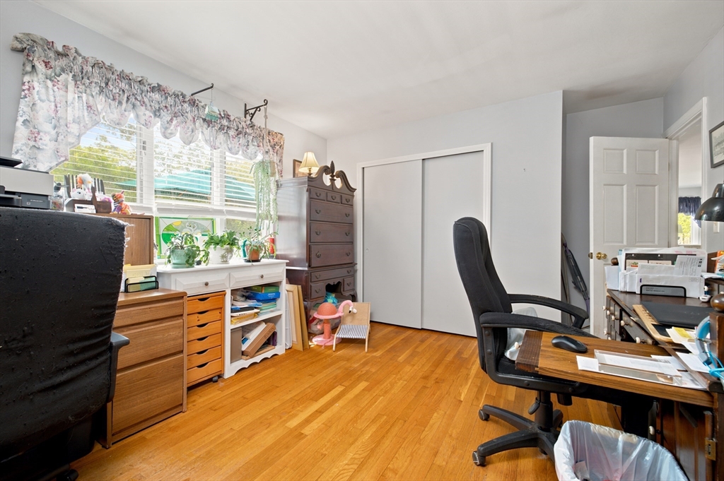 30 Crocker Road Falmouth, MA 02536 - Photo 11 of 38 Gallery Image 11