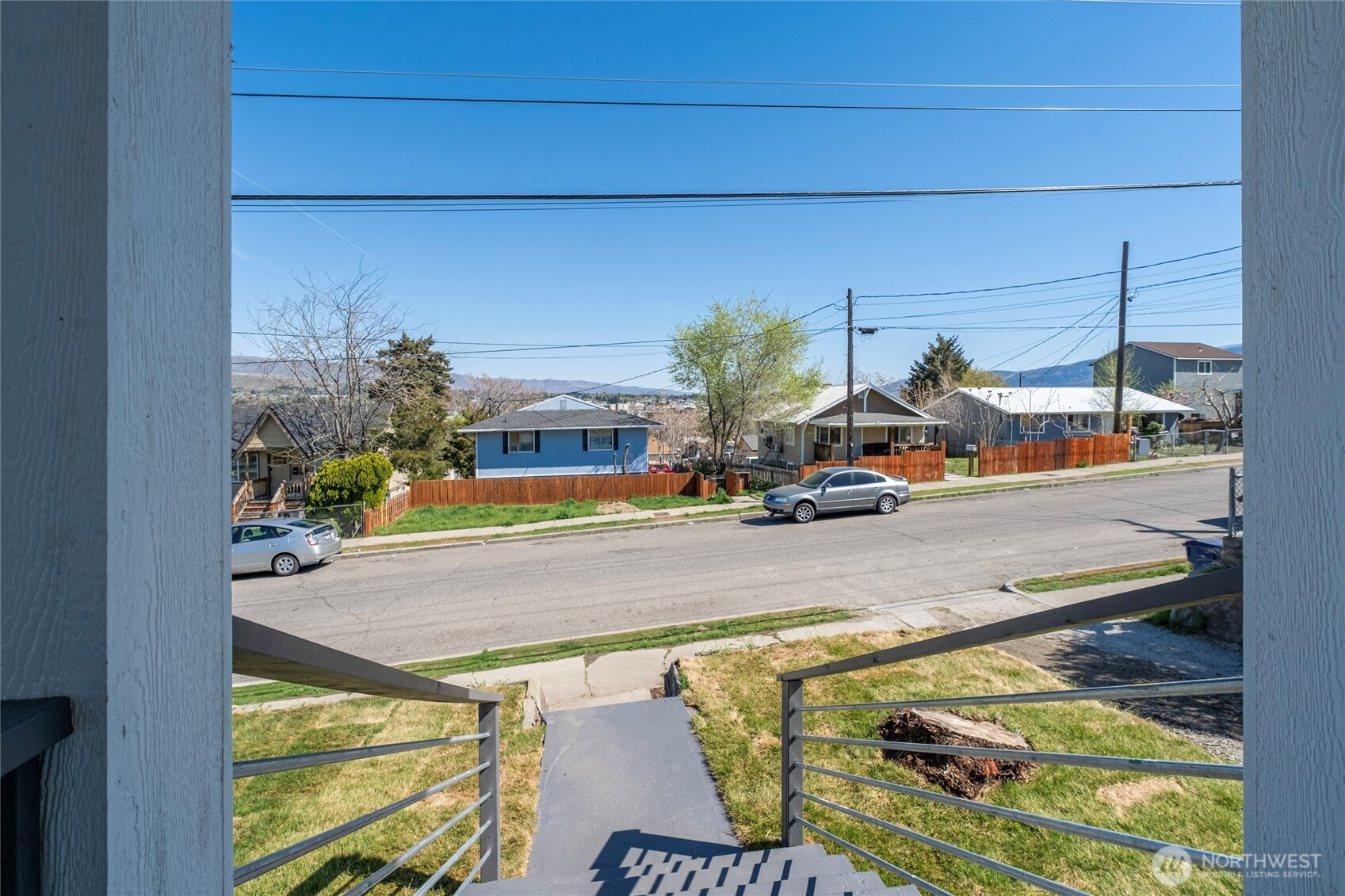 918 Cashmere Street Wenatchee, WA 98801 - Photo 4 of 25