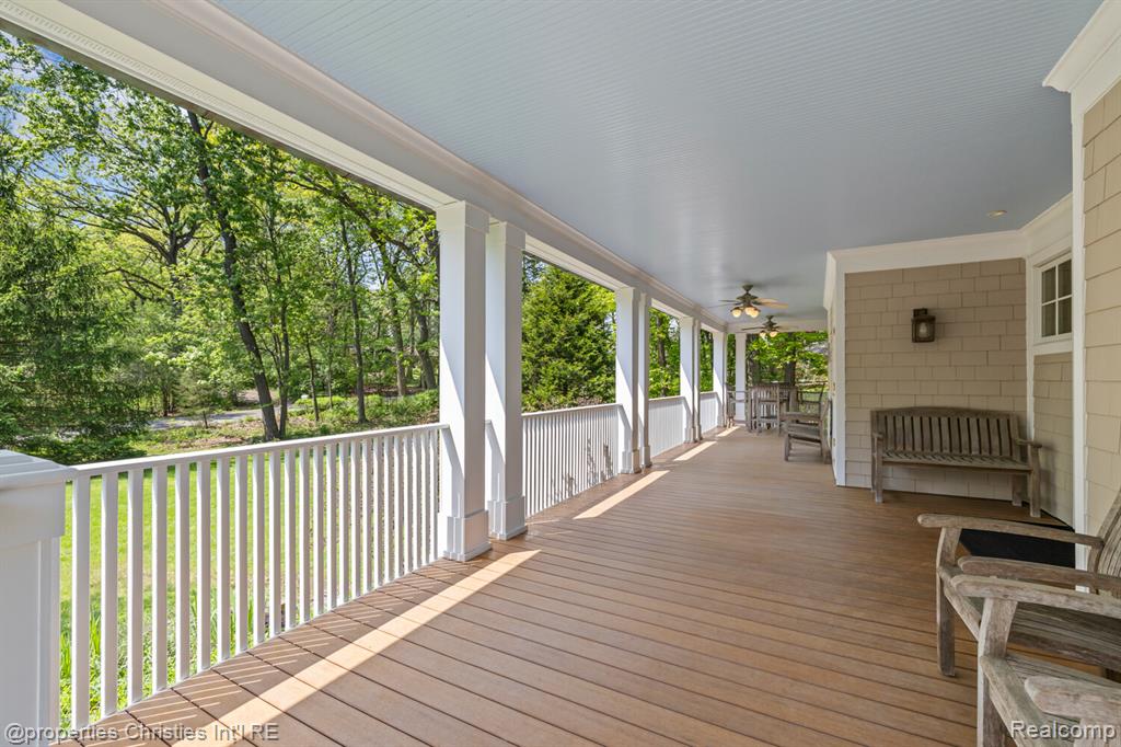 1041 Greentree Road Bloomfield Hills, MI 48304 - Photo 6 of 70