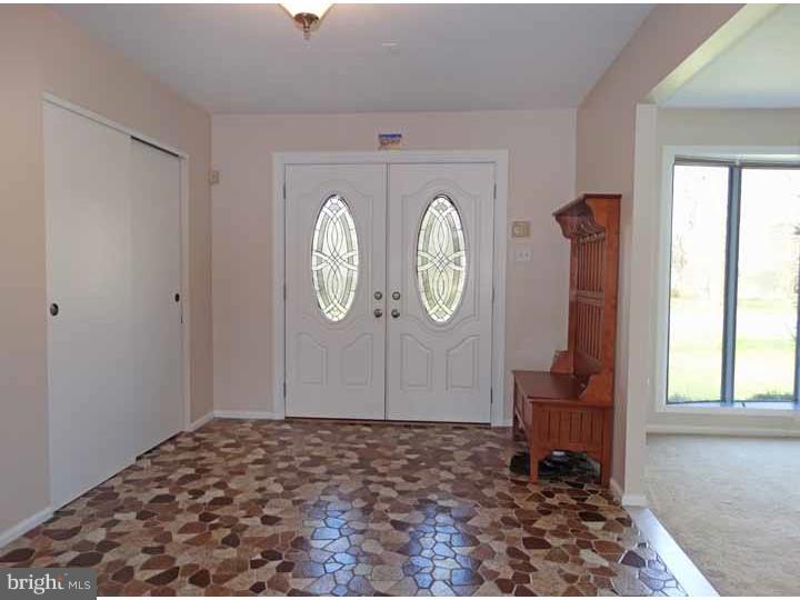 18 Sima Road Holland, PA 18966 - Photo 3 of 21 Foyer