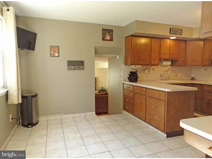 18 Sima Road Holland, PA 18966 - Photo 6 of 21 Breakfast Room