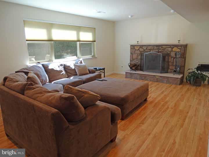 18 Sima Road Holland, PA 18966 - Photo 10 of 21 Family Room