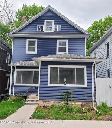 $1,500 | 29 Park Street, Carbondale, PA 18407
