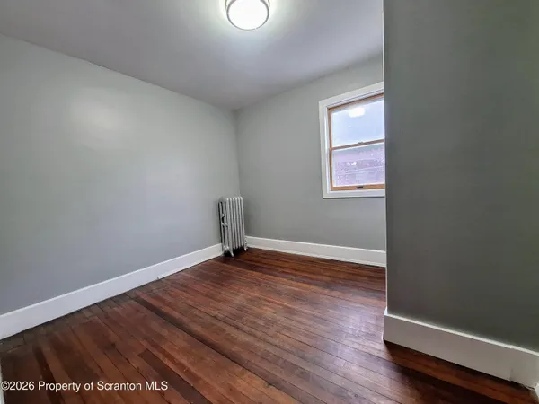 $1,500 | 29 Park Street, Carbondale, PA 18407